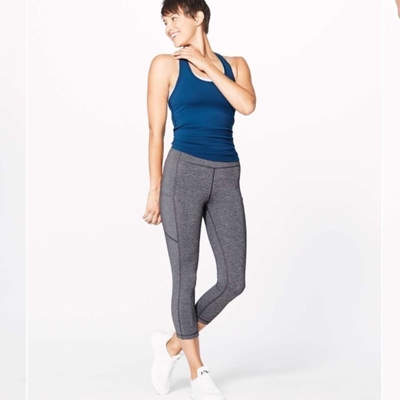 Lululemon Speed Up Crop (21") leggings size 4 - Picture 1 of 11